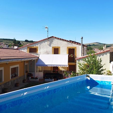 Casa Rural Los 7 Pinos De Gredos Navarredonda Exterior foto